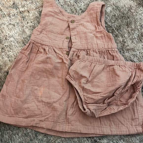 Carter’s Little Planet Pink Baby Dress with Bloomers 18 Months - Picture 2 of 2